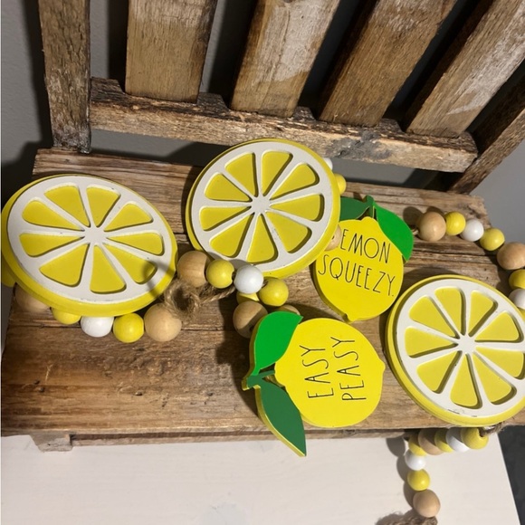 Rae Dunn Lemon Yellow and White Beaded Garland Décor - Picture 1 of 7